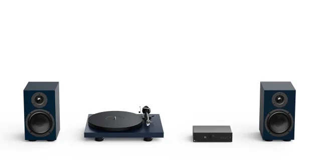 Pro-Ject Проигрыватель пластинок Debut EVO 2 Colourful Audio System 2 САТИНОВЫЙ, синий