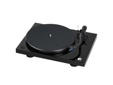 Pro-Ject Проигрыватель пластинок Debut III S Audiophile Pick it 25A, черный